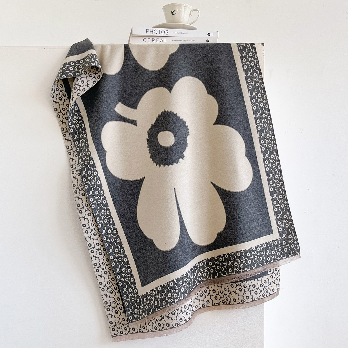 Scarf Women Large Flower Jacqu - Cashmere Scarf recension och pris
