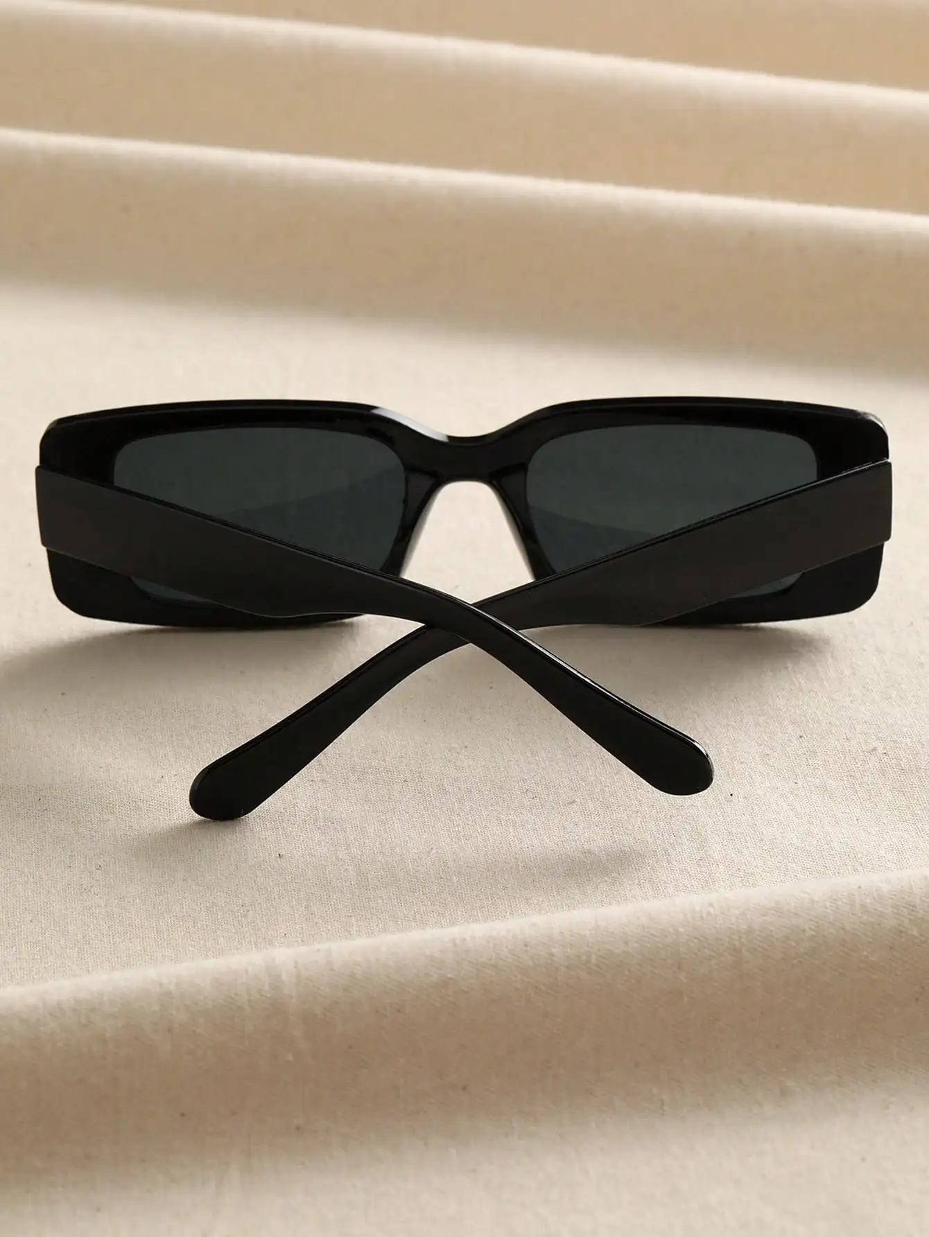 1 PCs Unisex Black Plastic Squ - Sunglasses Uv400 recension och pris