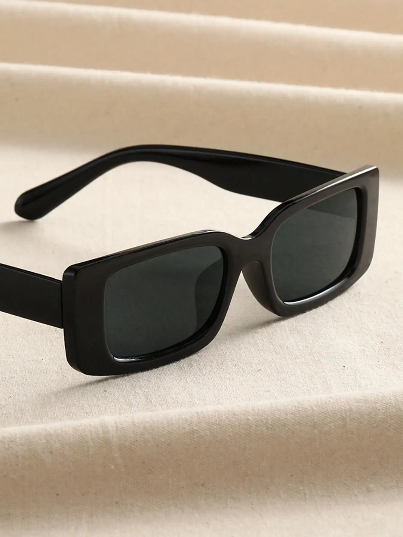 1 PCs Unisex Black Plastic Squ - Sunglasses Uv400 recension och pris