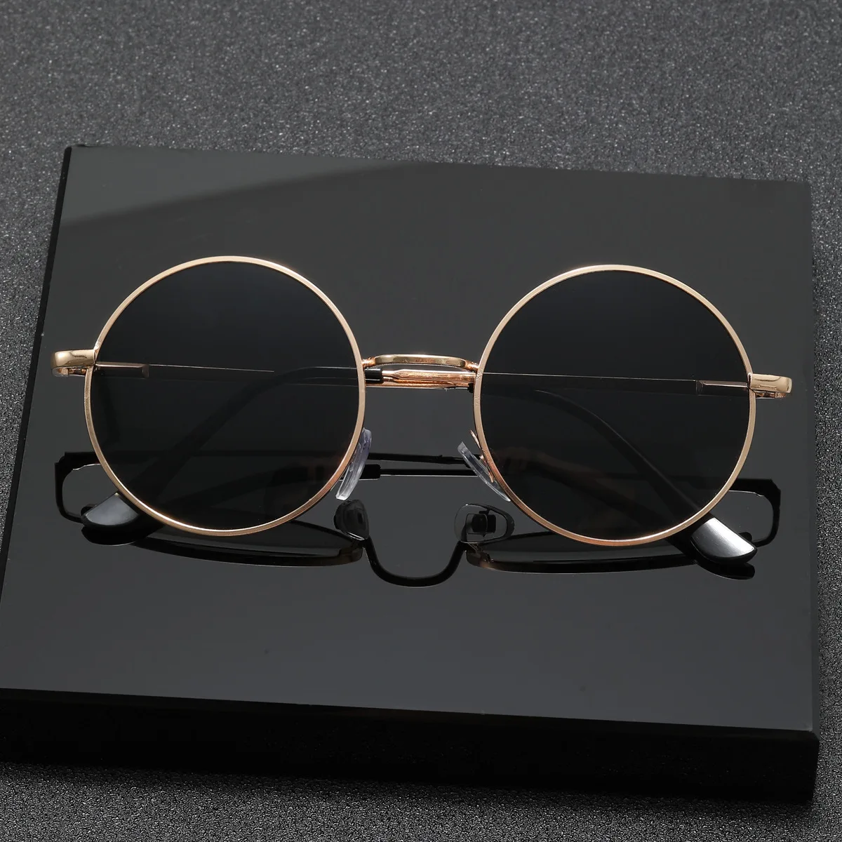 New Small Round Women Sunglass - Designer Sunglasses recension och pris
