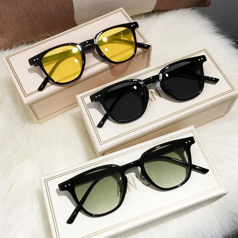 Vintage Square Grey Sunglasses - Designer Sunglasses recension och pris